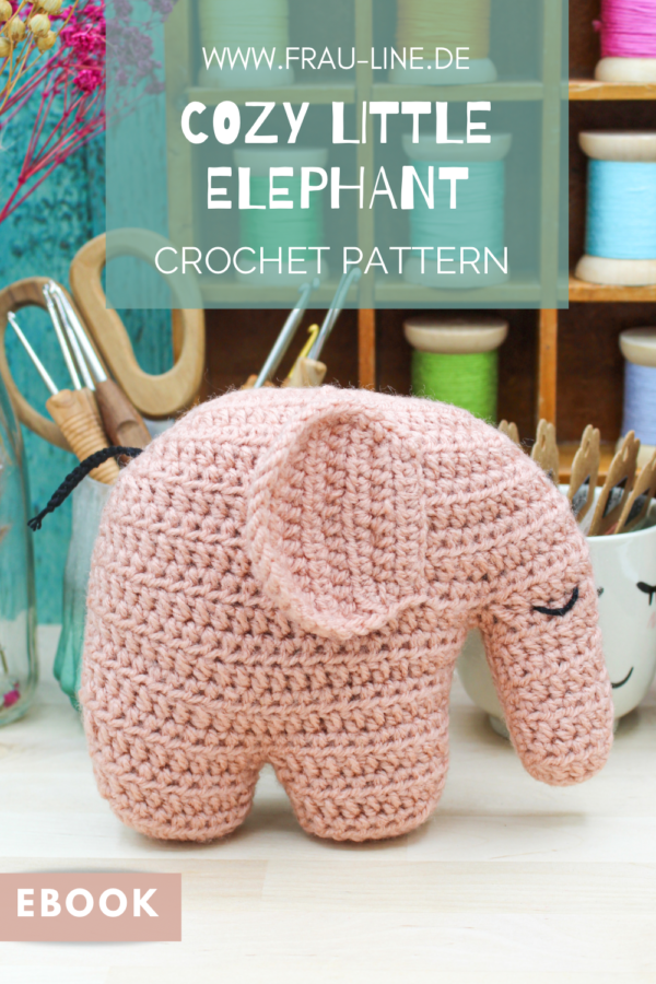 Frau Line Amigurumi Crochet Pattern Pin 4