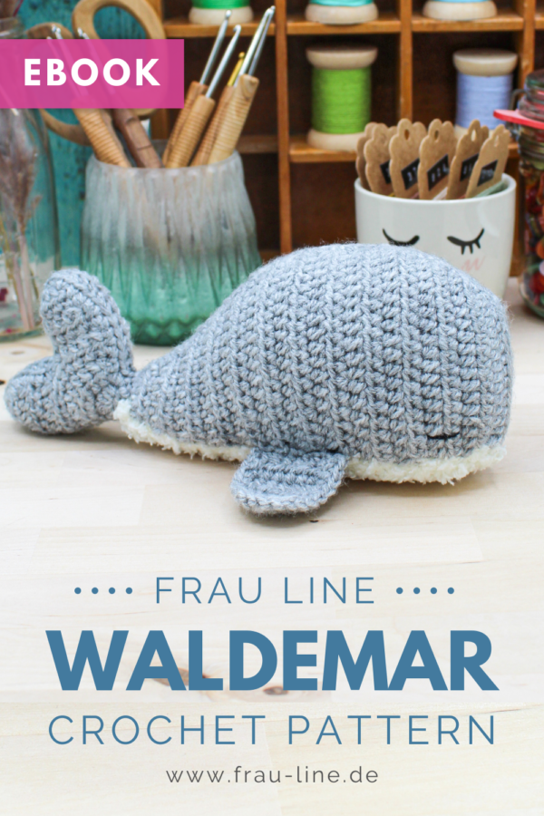 Frau Line Amigurumi Crochet Pattern Whale Pin 2